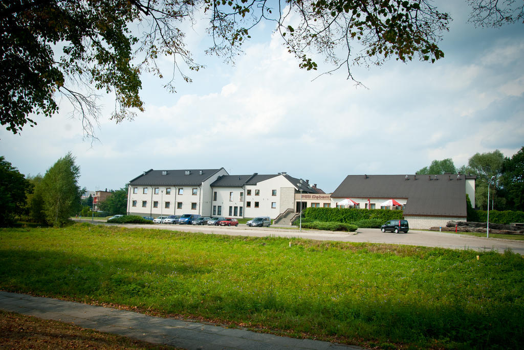 Hotel Pod Debem Tarnow Luaran gambar